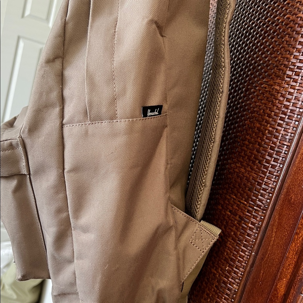 Herschel Supply Company Light Khaki Backpack with Patch - Picture 7 of 9